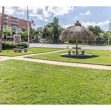 Belleview Gulf Condos Clearwater Beach Exterior photo